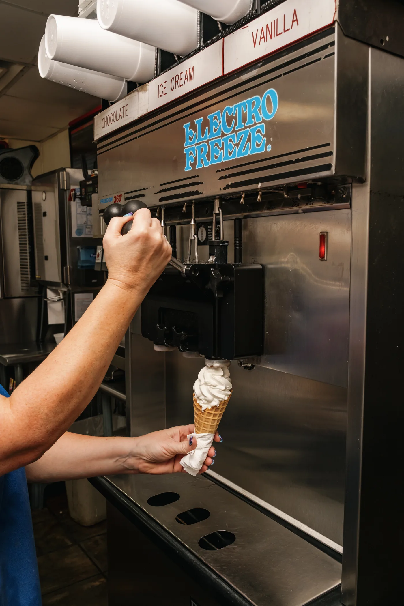Serving ice cream at Campbell's Dairyland
